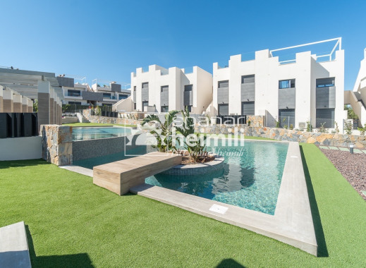 Apartamento en dúplex - Obra nueva -
            Los Altos/Los Balcones - 2118