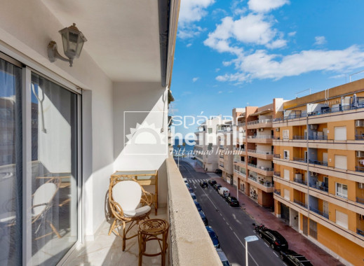 Apartment - Resale -
            Torrevieja - 2236