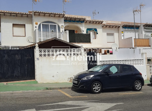 Bungalow - Endursala -
            Torrevieja - 2446