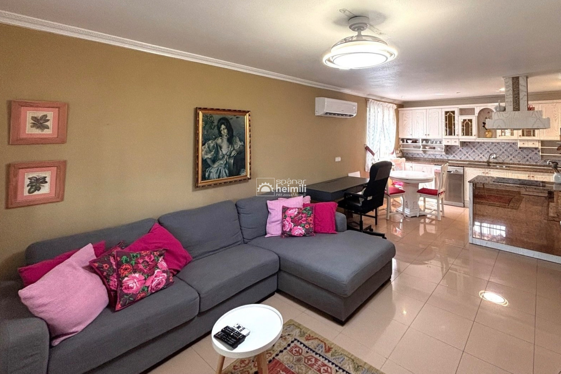 Endursala - Bungalow -
Playa flamenca