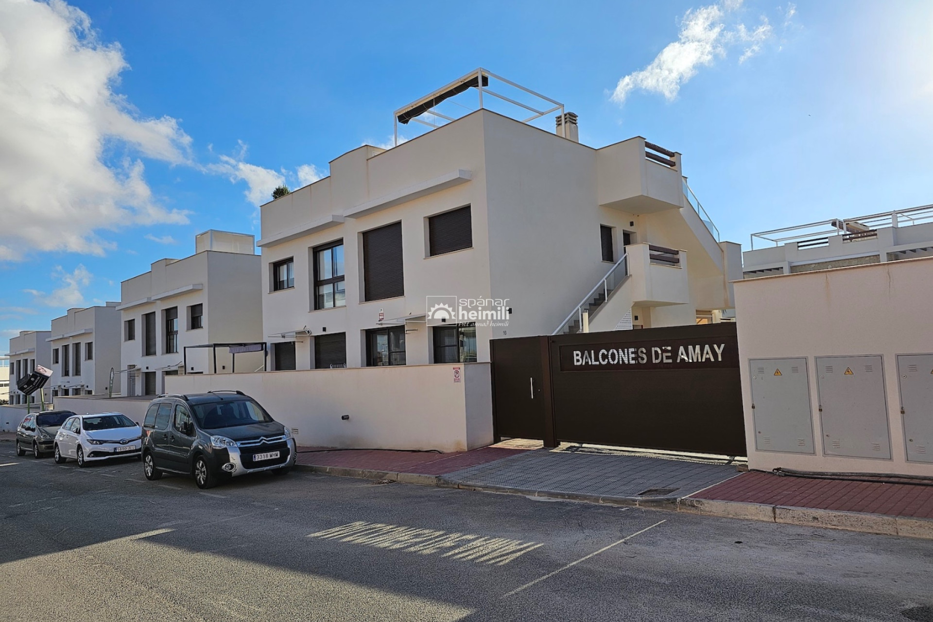 Endursala - Efri/neðri íbúð -
Torrevieja