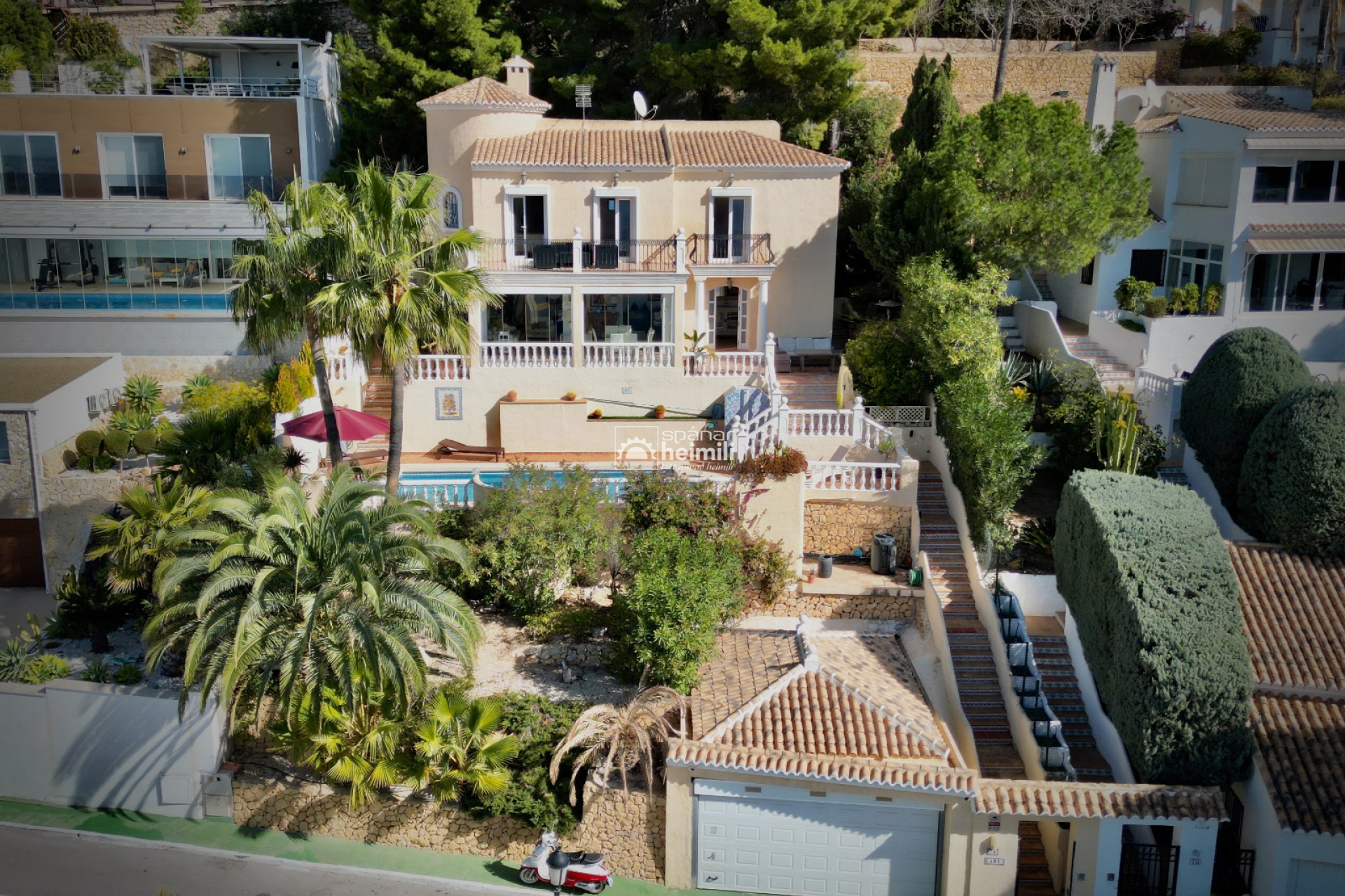 Endursala - Einbýli -
Albir, Alfaz / Altea - Altea