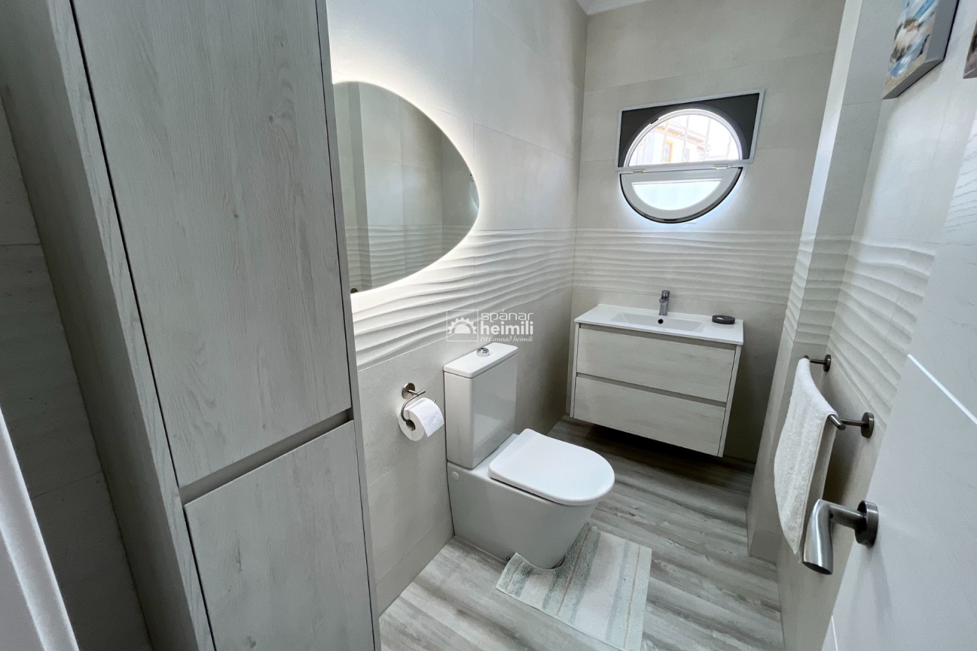 Endursala - Einbýli -
Cabo Roig