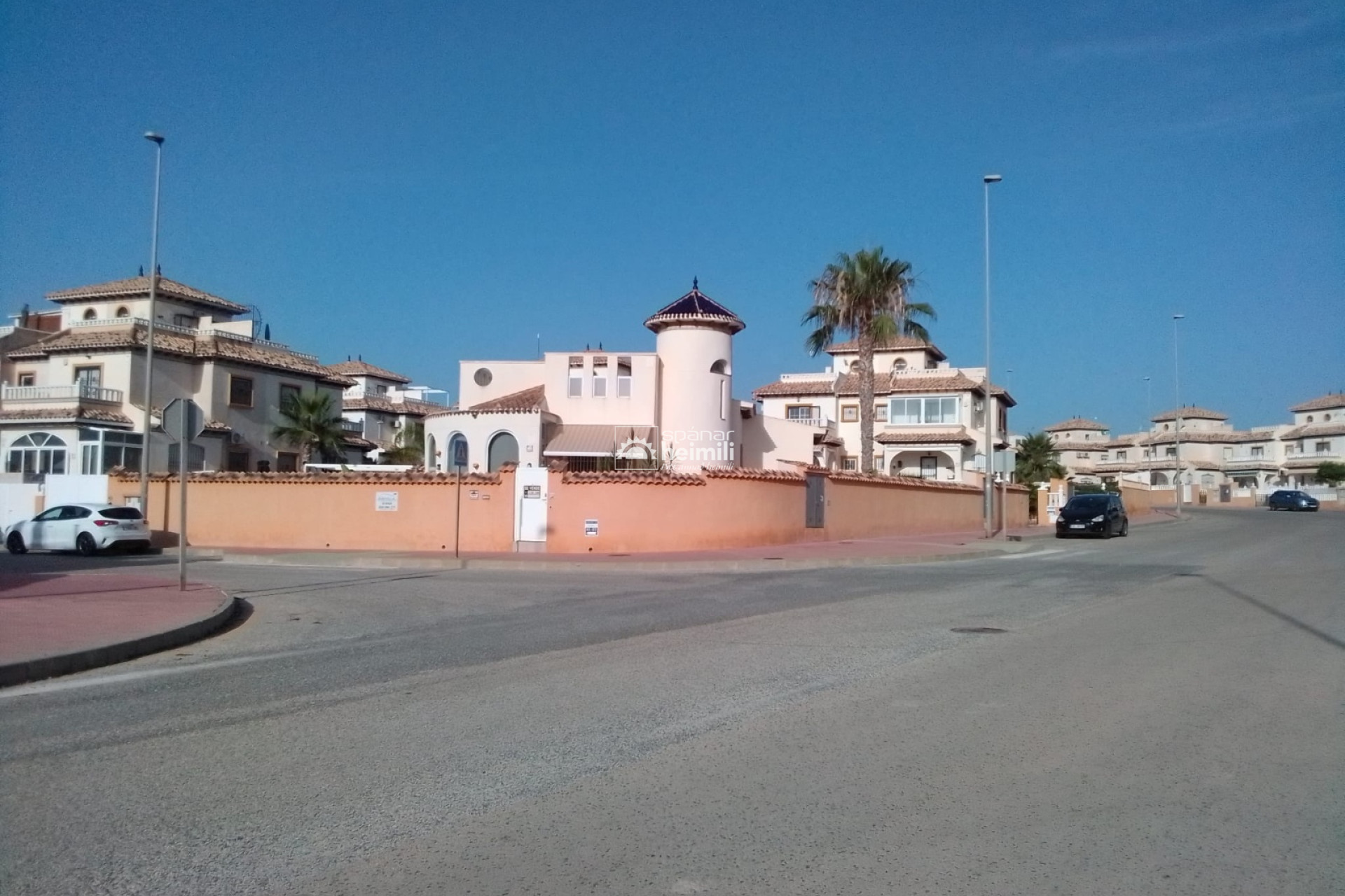 Endursala - Einbýli -
Cabo Roig