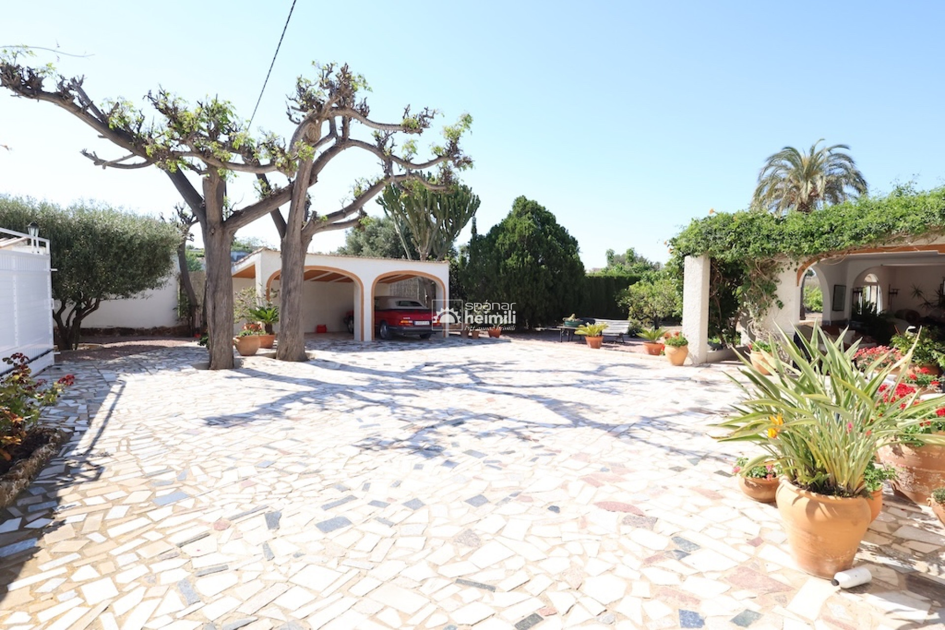 Endursala - Einbýli -
Guardamar/La Marina