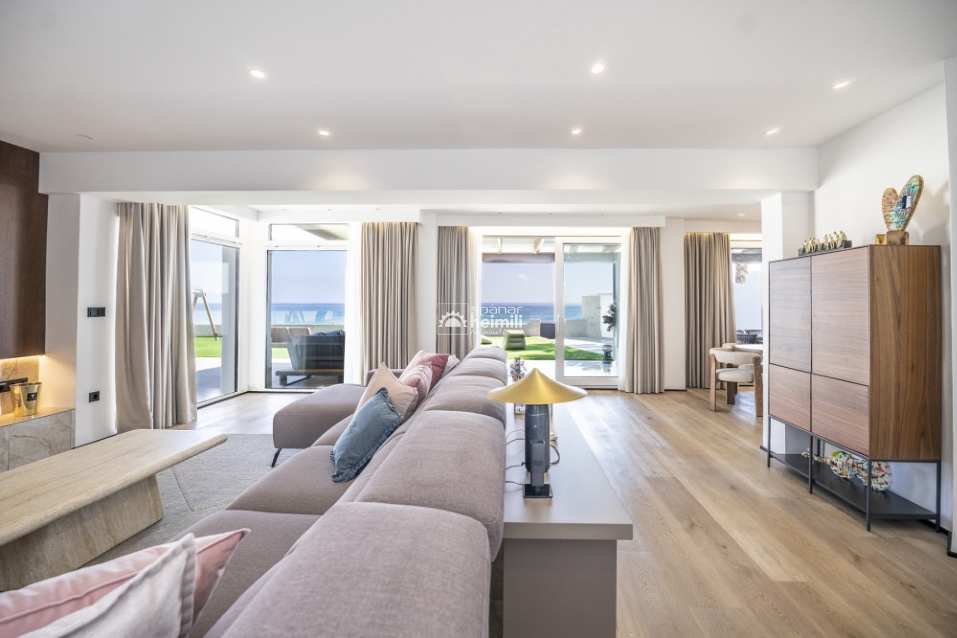 Endursala - Einbýli -
La Manga del Mar Menor - Playa del Galán