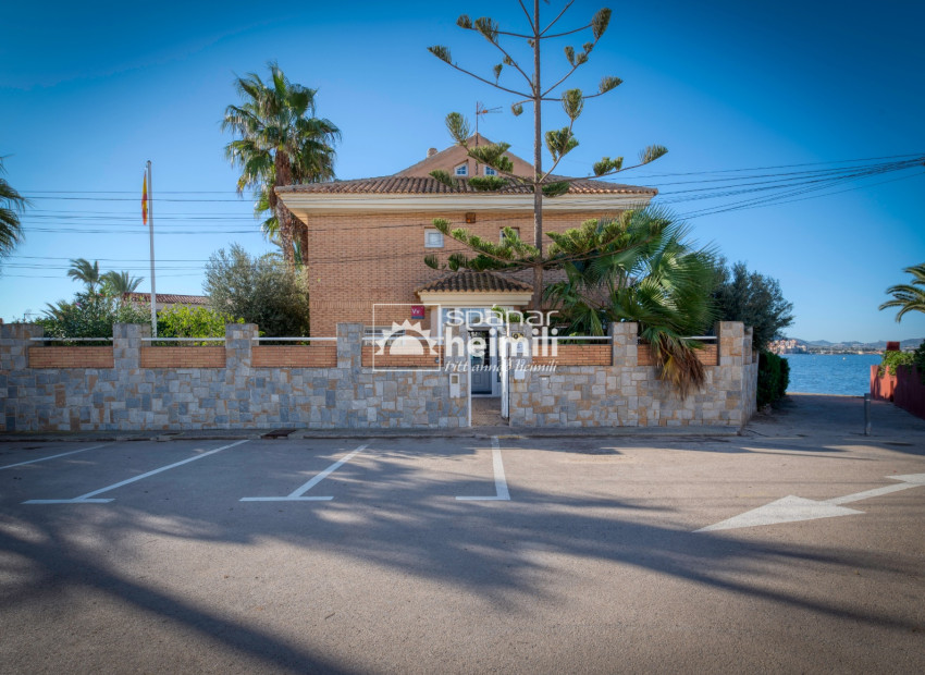 Endursala - Einbýli -
La Manga del Mar Menor