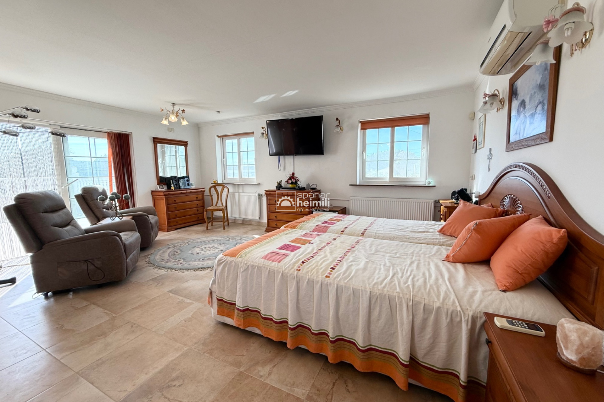 Endursala - Einbýli -
Los Alcazares