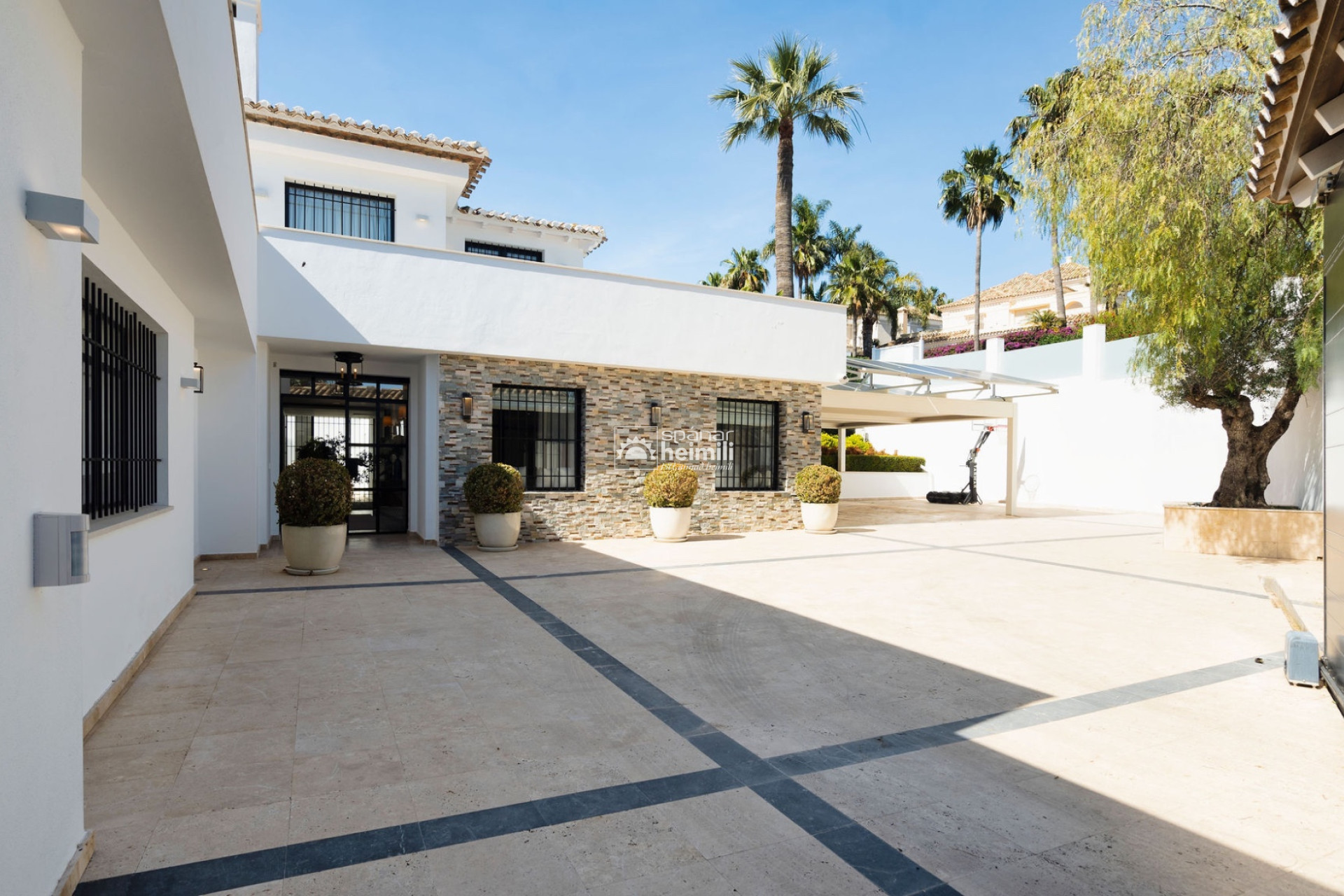 Endursala - Einbýli -
Malaga - Marbella