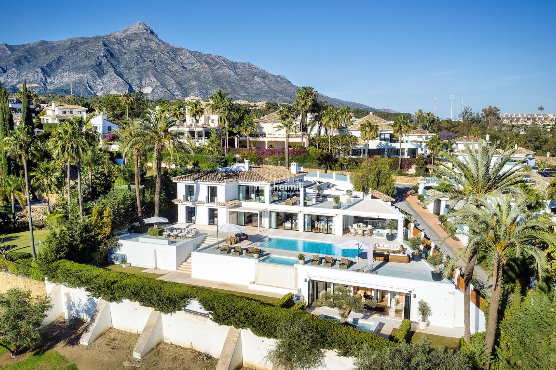 Endursala - Einbýli -
Malaga - Marbella
