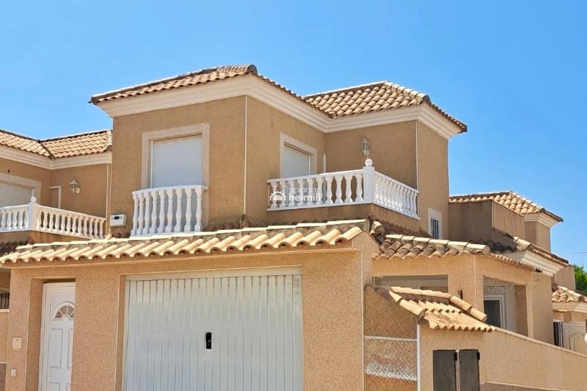 Endursala - Einbýli -
Orihuela Costa - Playa Flamenca