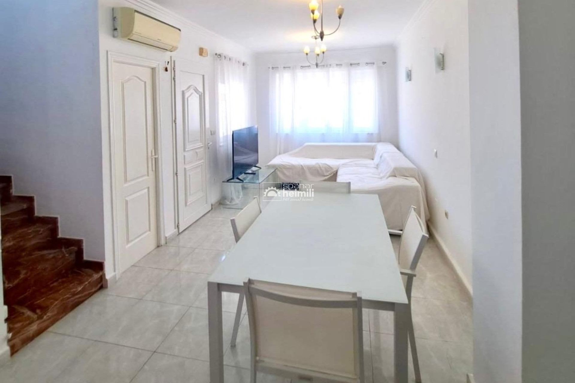 Endursala - Einbýli -
Orihuela Costa - Playa Flamenca