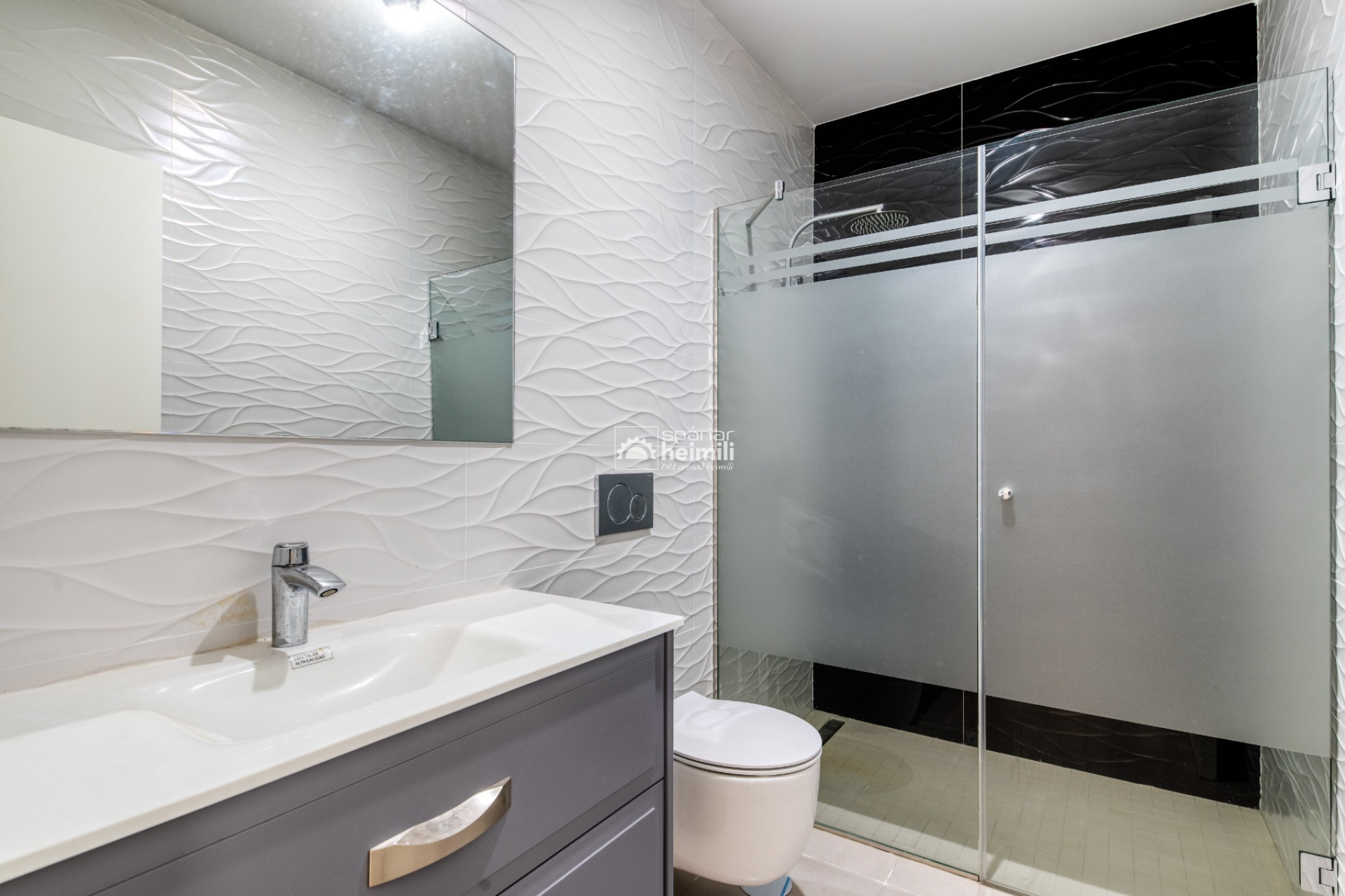 Endursala - Einbýli -
San Miguel