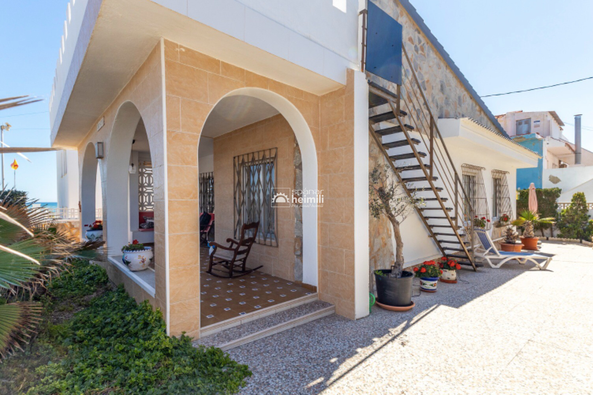 Endursala - Einbýli -
Torrevieja