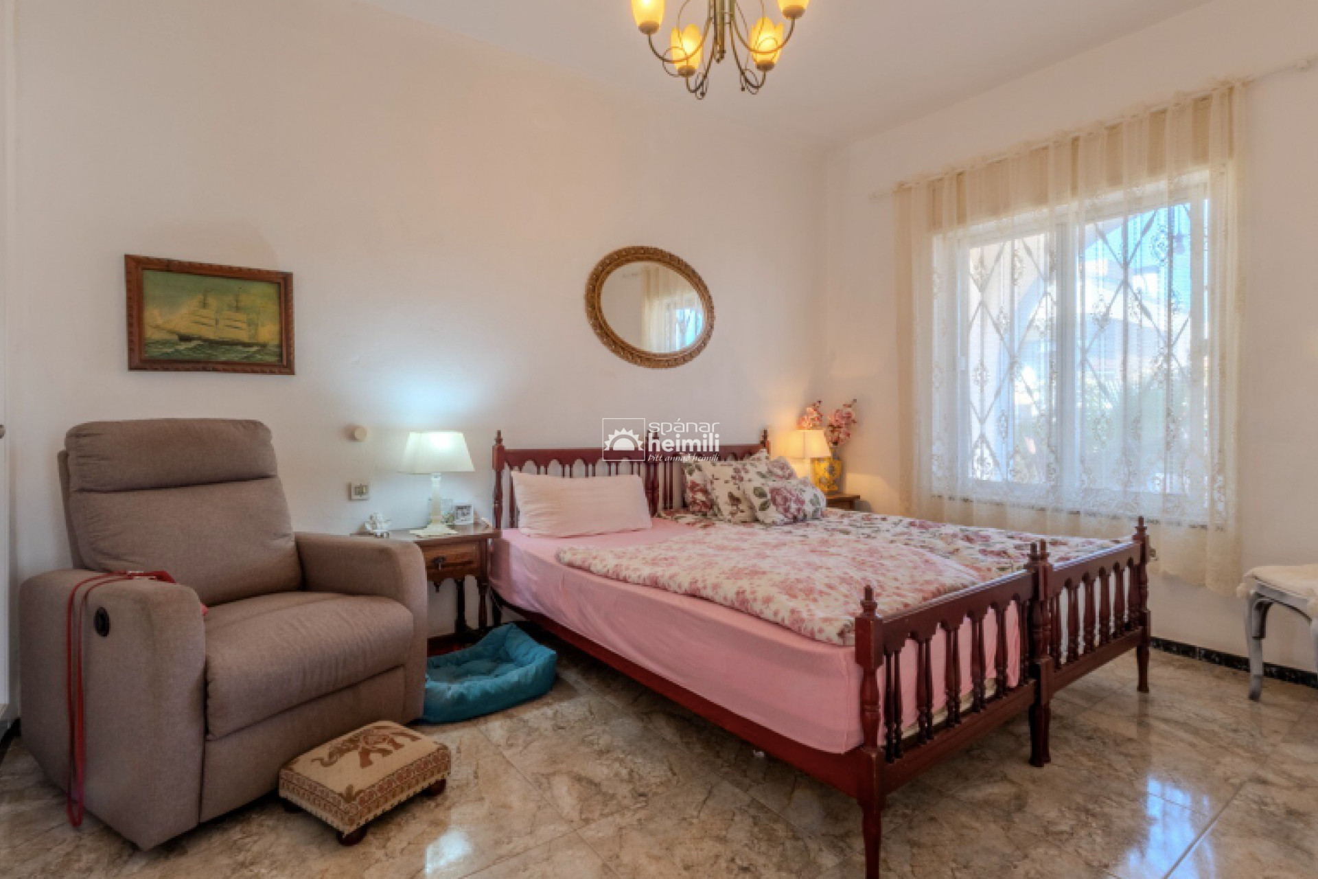 Endursala - Einbýli -
Torrevieja