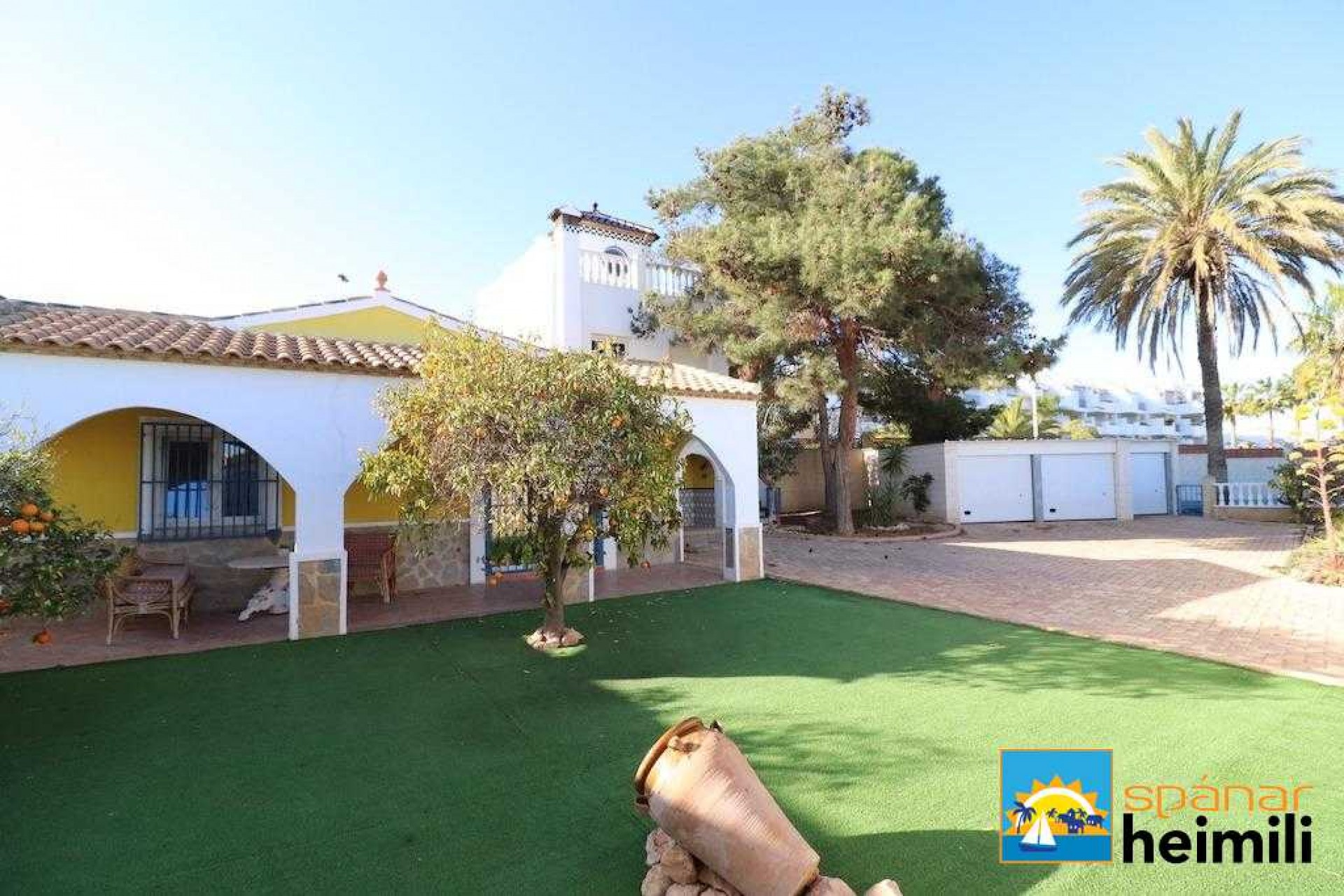 Endursala - Einbýli -
Villamartin