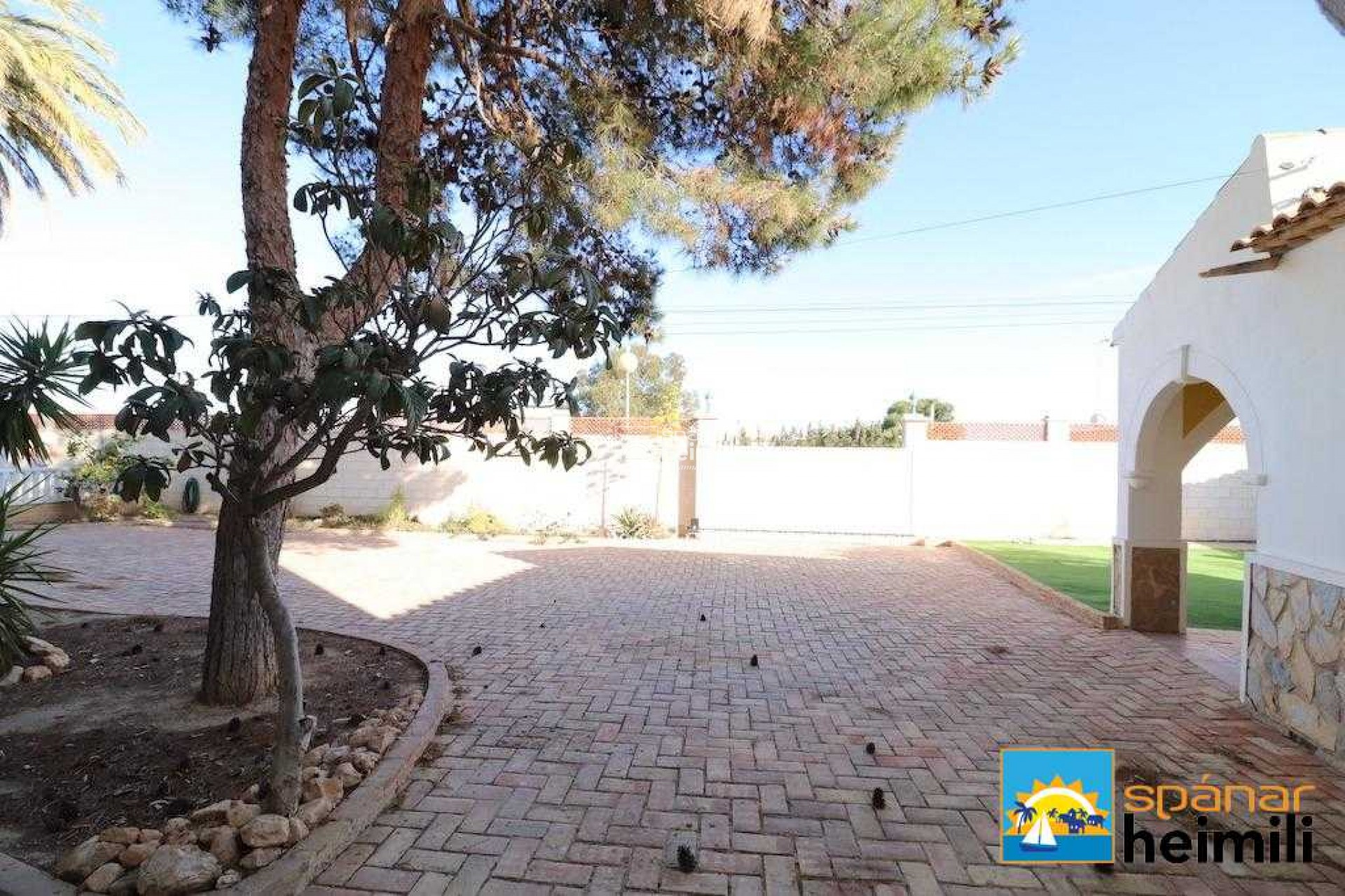 Endursala - Einbýli -
Villamartin