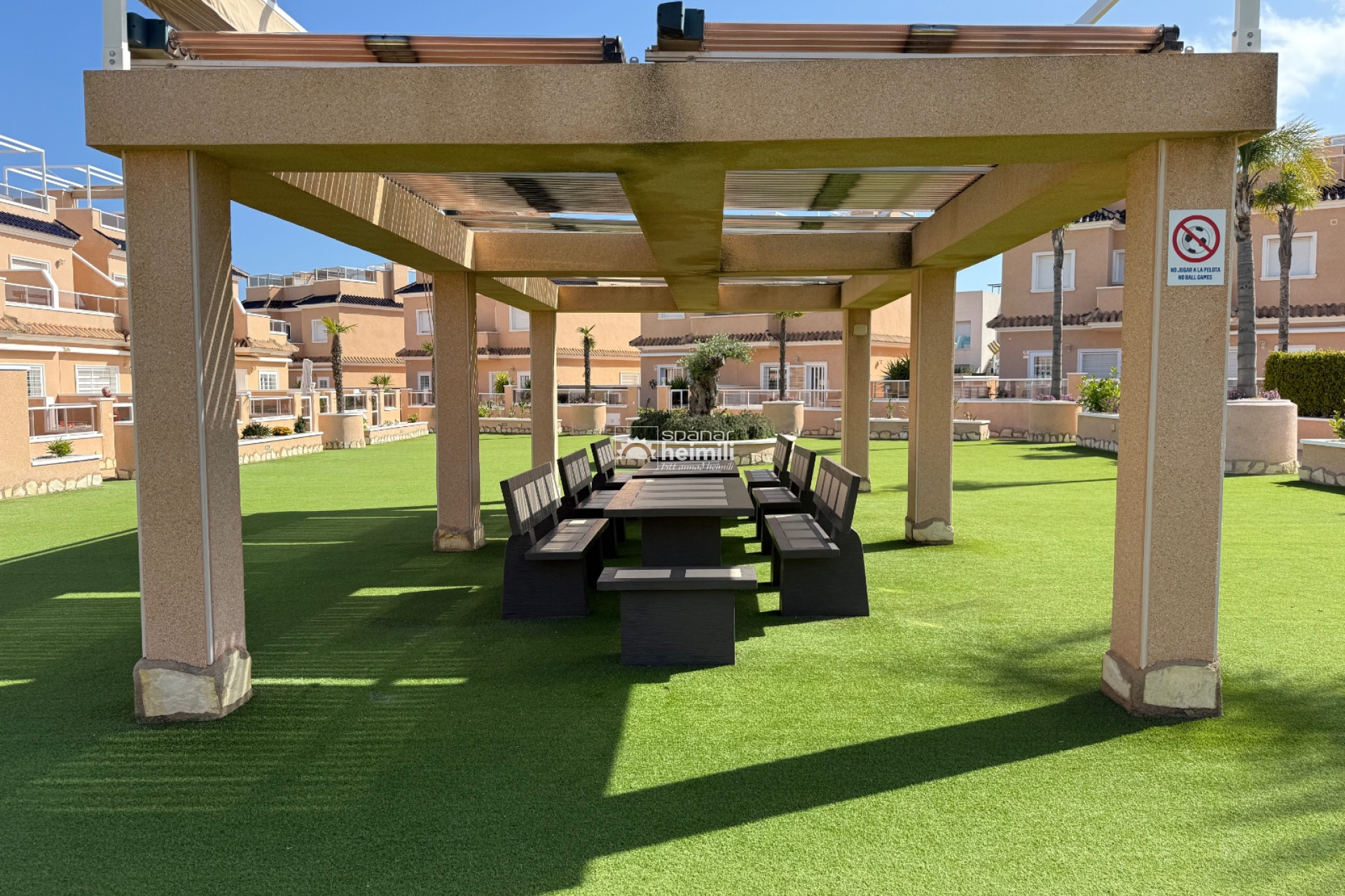 Endursala - Íbúð í fjölbýli -
Cabo Roig