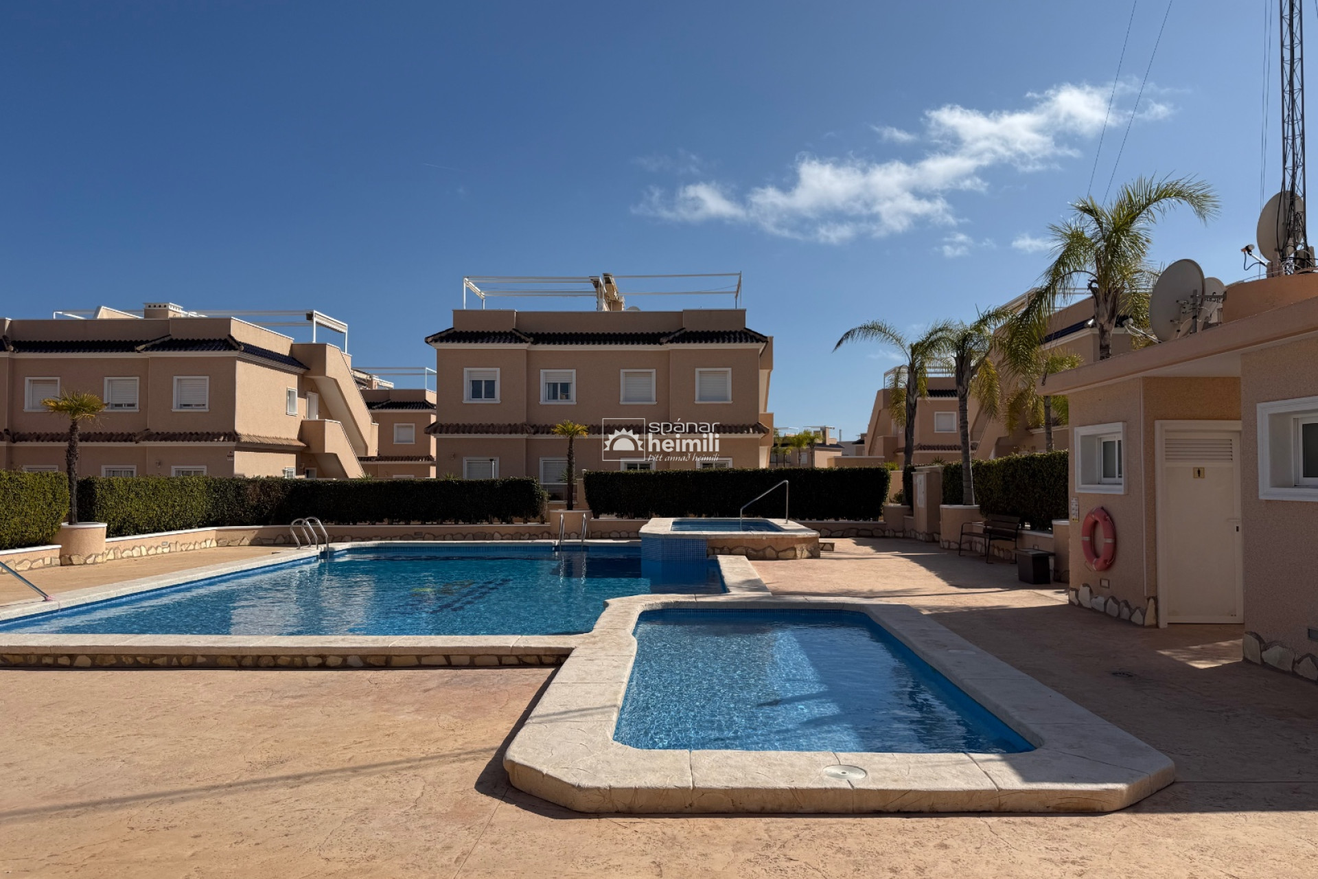 Endursala - Íbúð í fjölbýli -
Cabo Roig