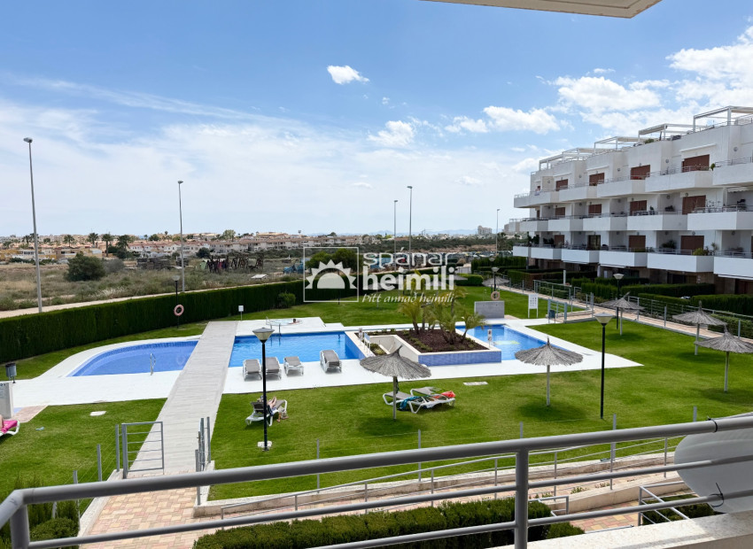 Endursala - Íbúð í fjölbýli -
Cabo Roig