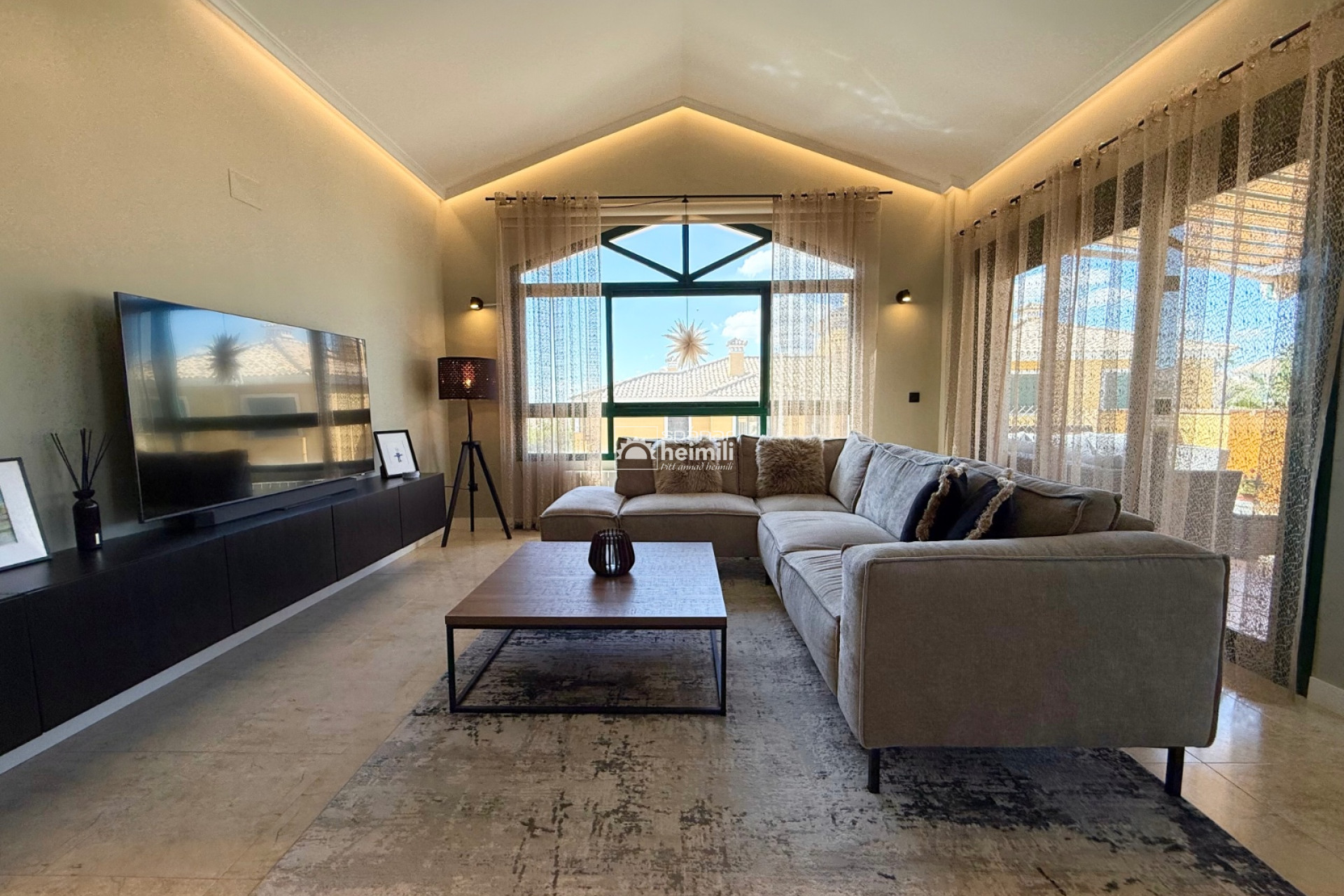 Endursala - Íbúð í fjölbýli -
Campoamor/Las Ramblas
