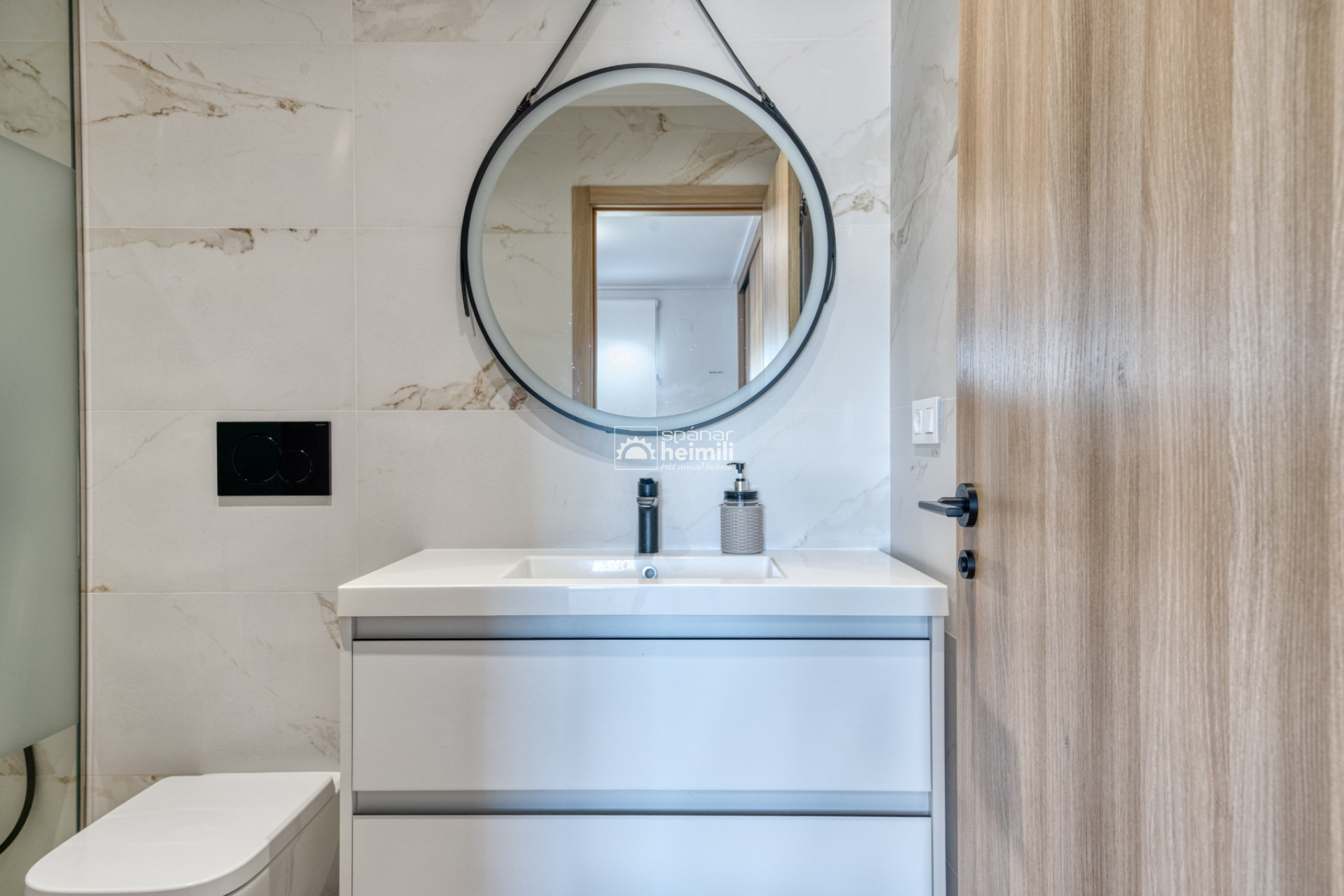 Endursala - Íbúð í fjölbýli -
Guardamar/La Marina