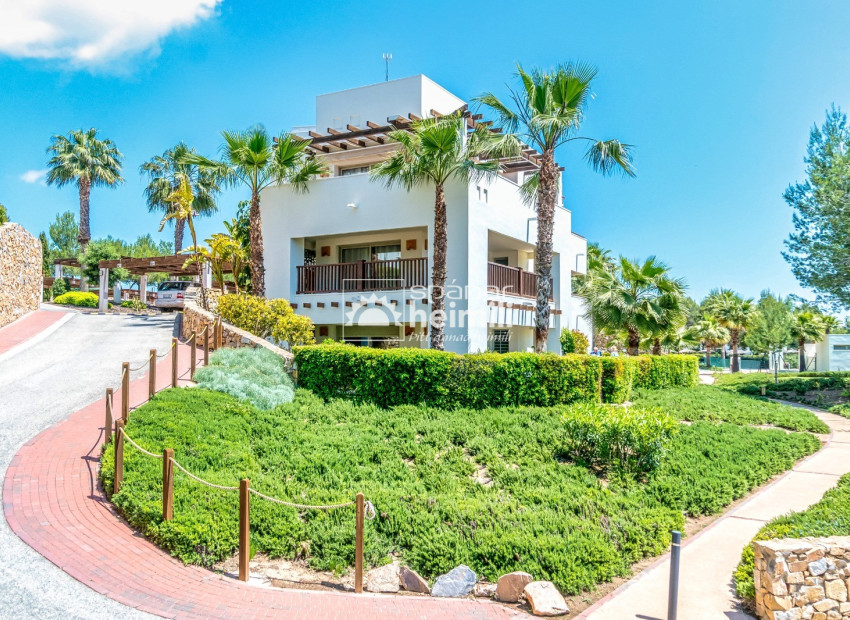 Endursala - Íbúð í fjölbýli -
Las Colinas