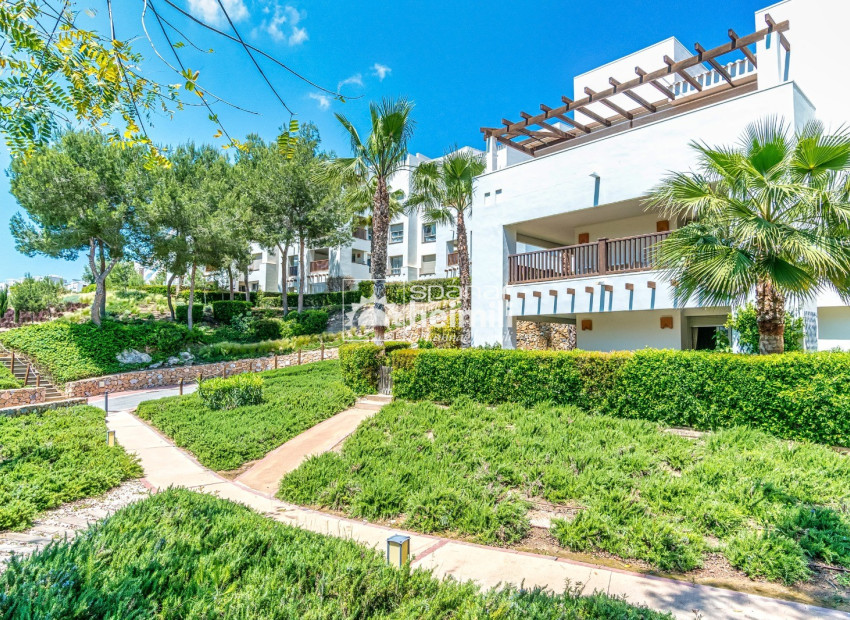 Endursala - Íbúð í fjölbýli -
Las Colinas