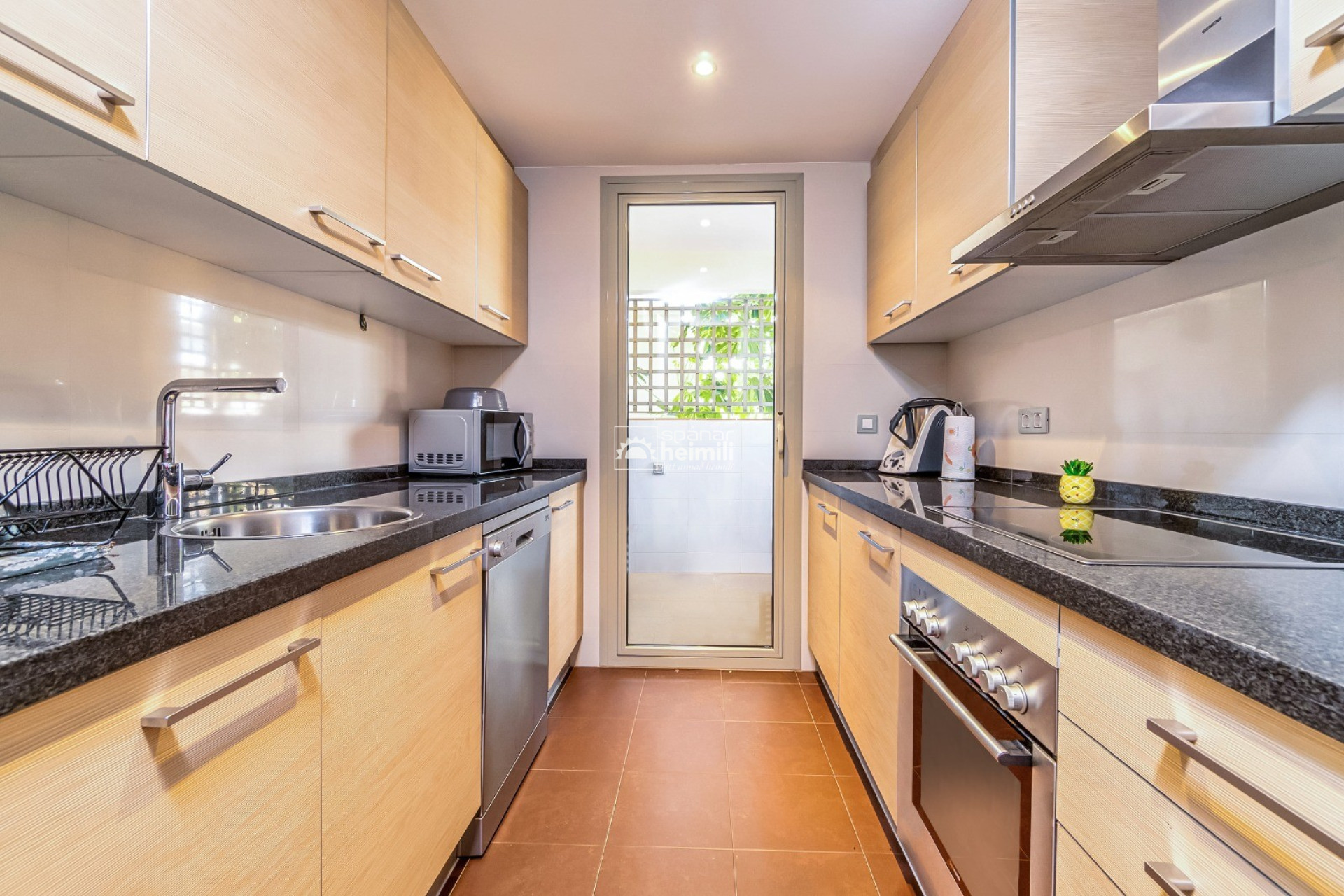 Endursala - Íbúð í fjölbýli -
Las Colinas