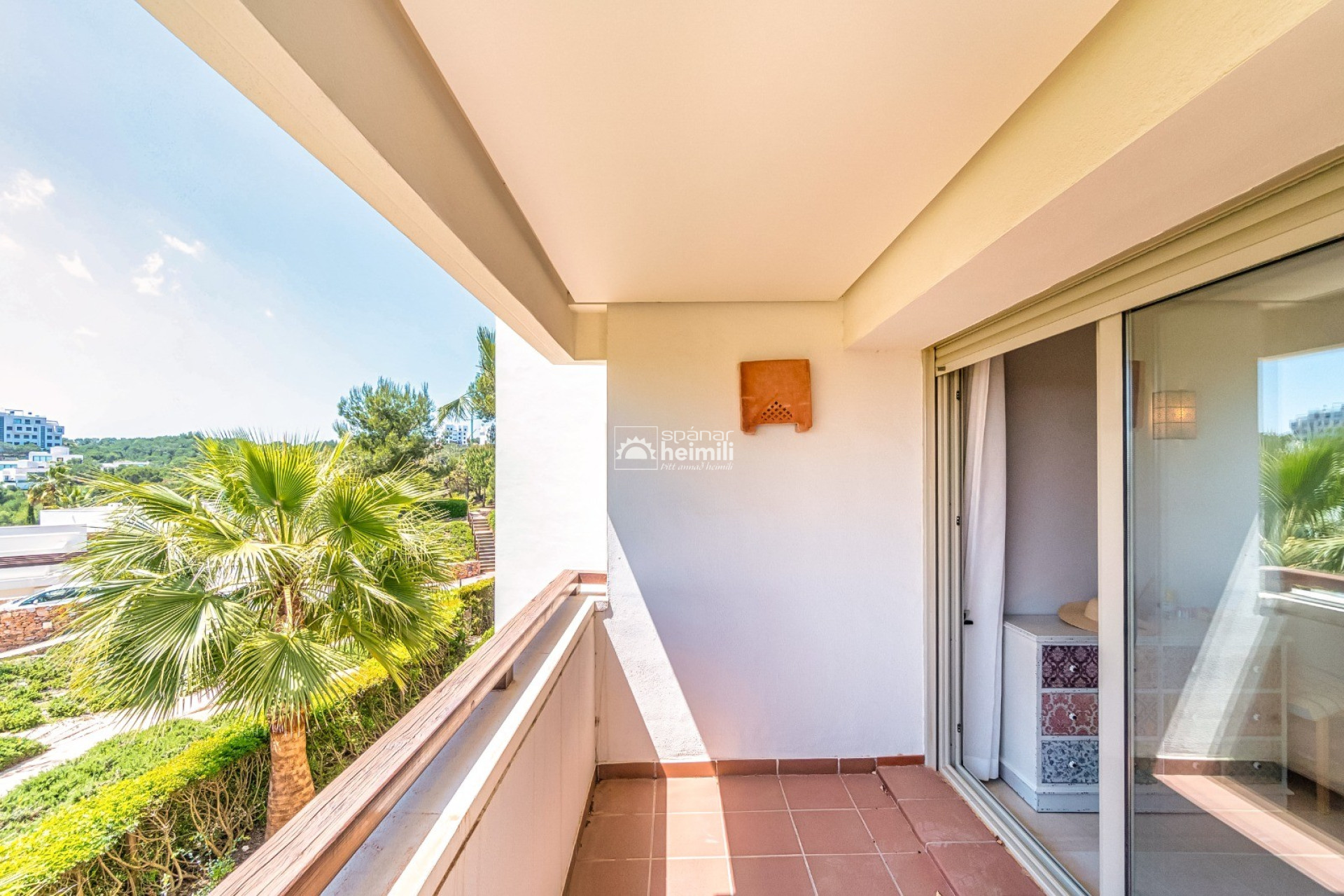 Endursala - Íbúð í fjölbýli -
Las Colinas