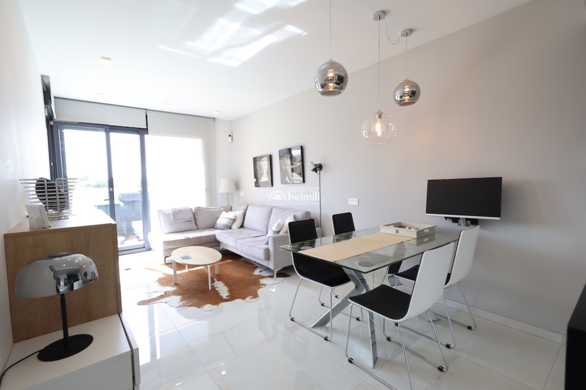 Endursala - Íbúð í fjölbýli -
Los Altos/Los Balcones