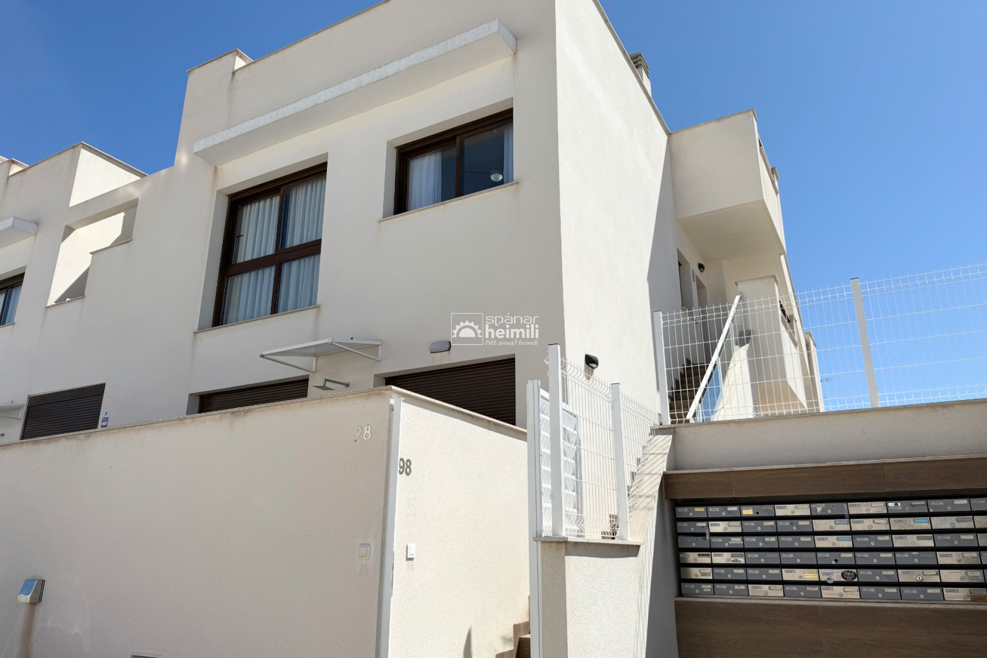 Endursala - Íbúð í fjölbýli -
Los Altos/Los Balcones