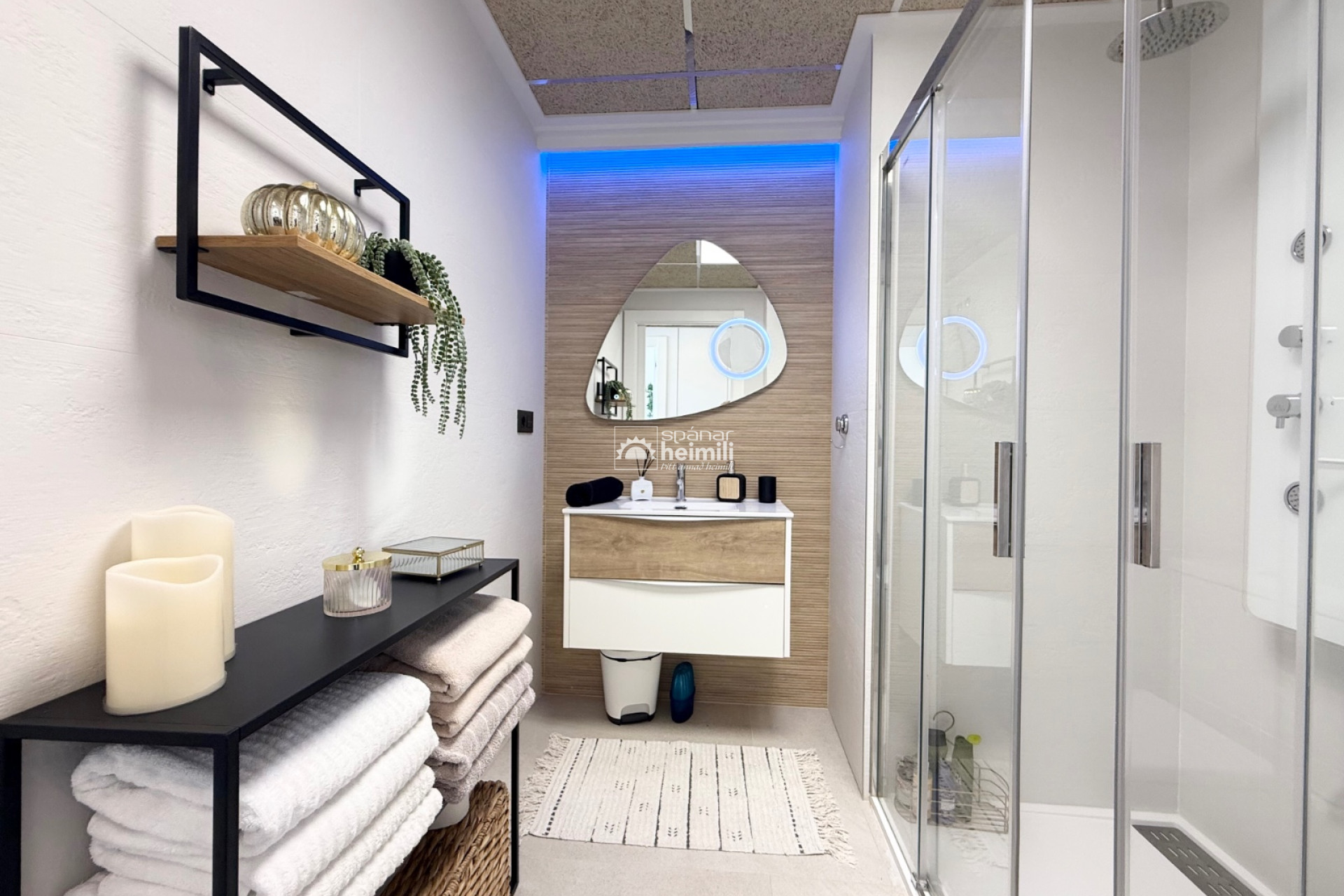 Endursala - Íbúð í fjölbýli -
Los Altos/Los Balcones