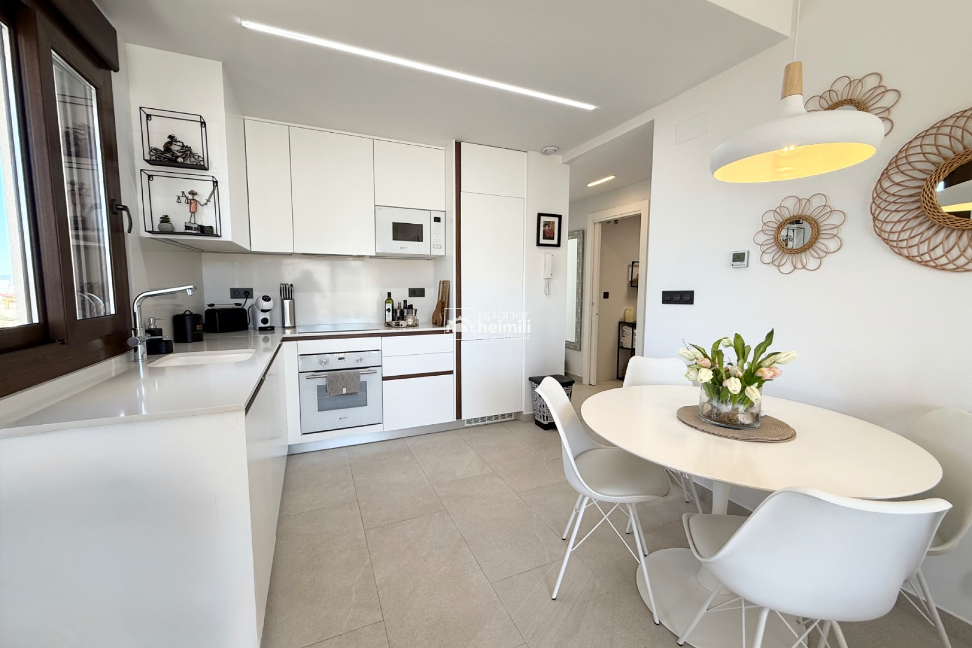 Endursala - Íbúð í fjölbýli -
Los Altos/Los Balcones