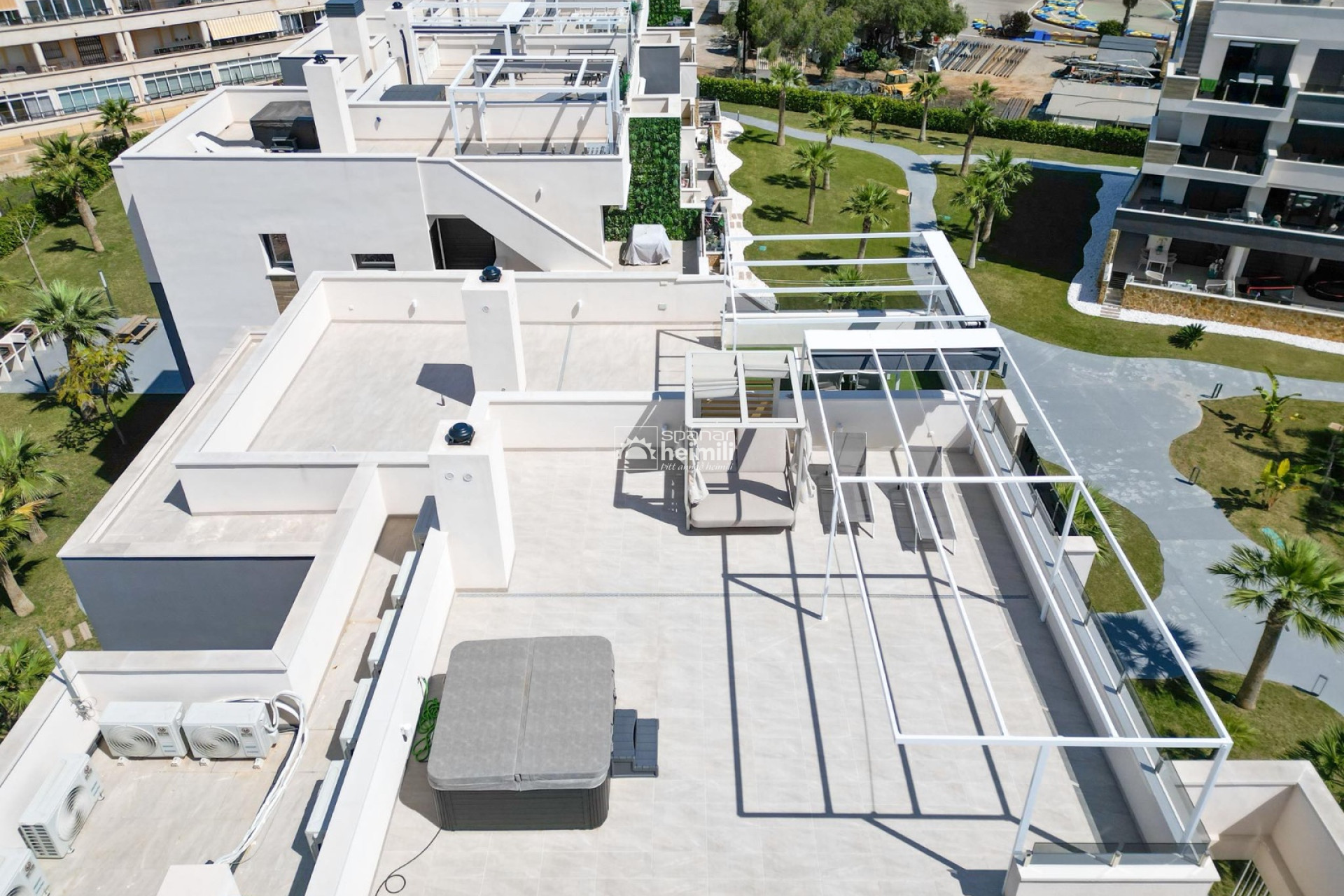 Endursala - Íbúð í fjölbýli -
Playa flamenca