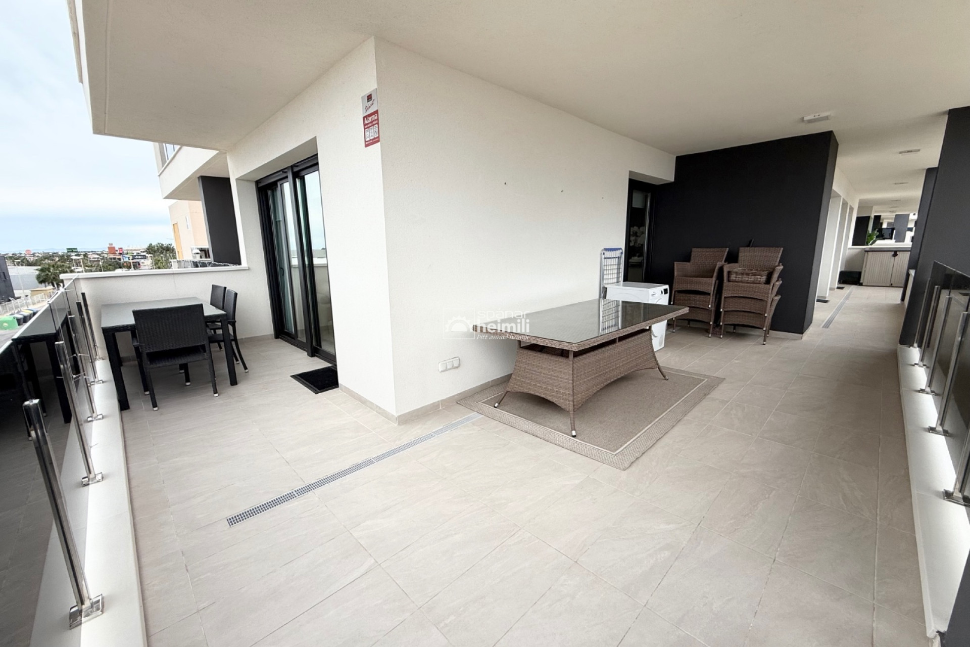 Endursala - Íbúð í fjölbýli -
Playa flamenca