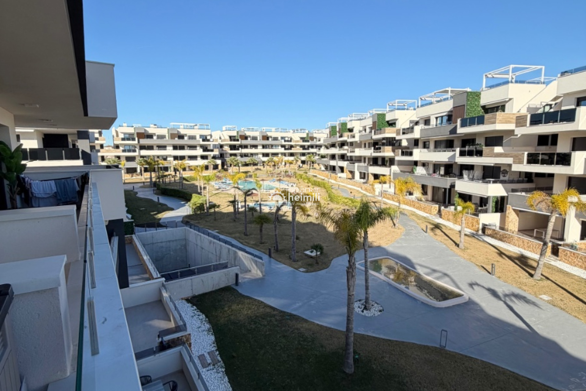 Endursala - Íbúð í fjölbýli -
Playa flamenca