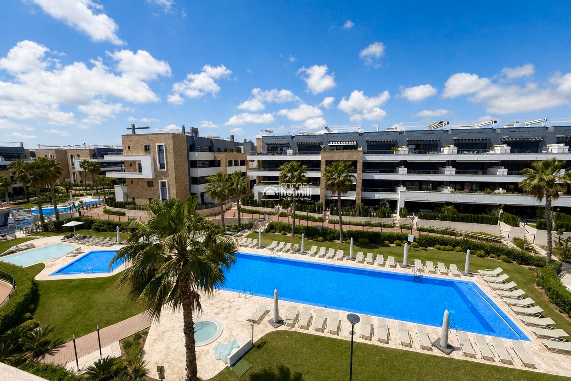 Endursala - Íbúð í fjölbýli -
Playa flamenca