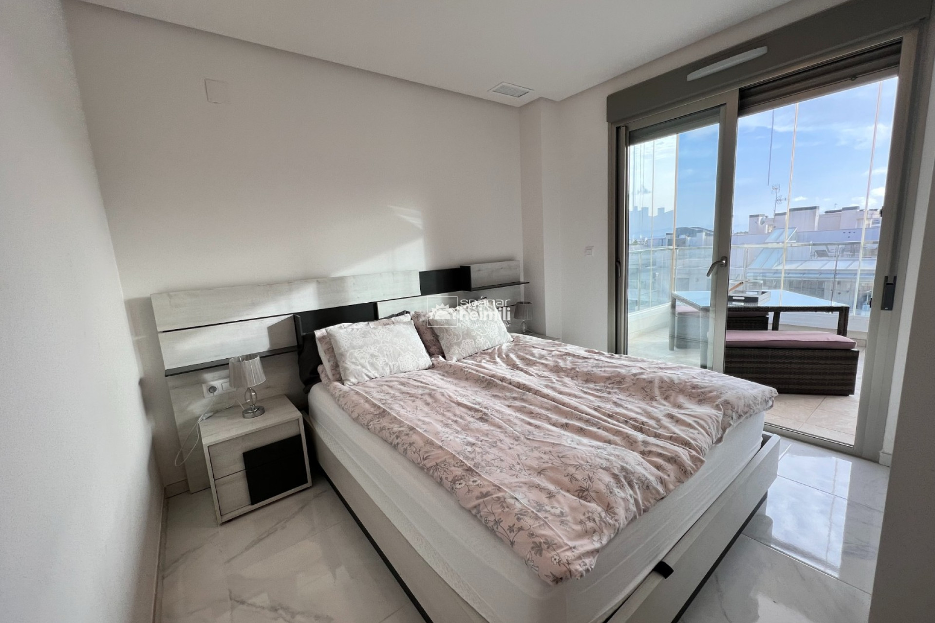 Endursala - Íbúð í fjölbýli -
Villamartin