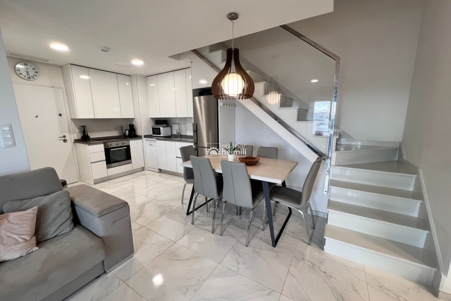 Endursala - Íbúð í fjölbýli -
Villamartin