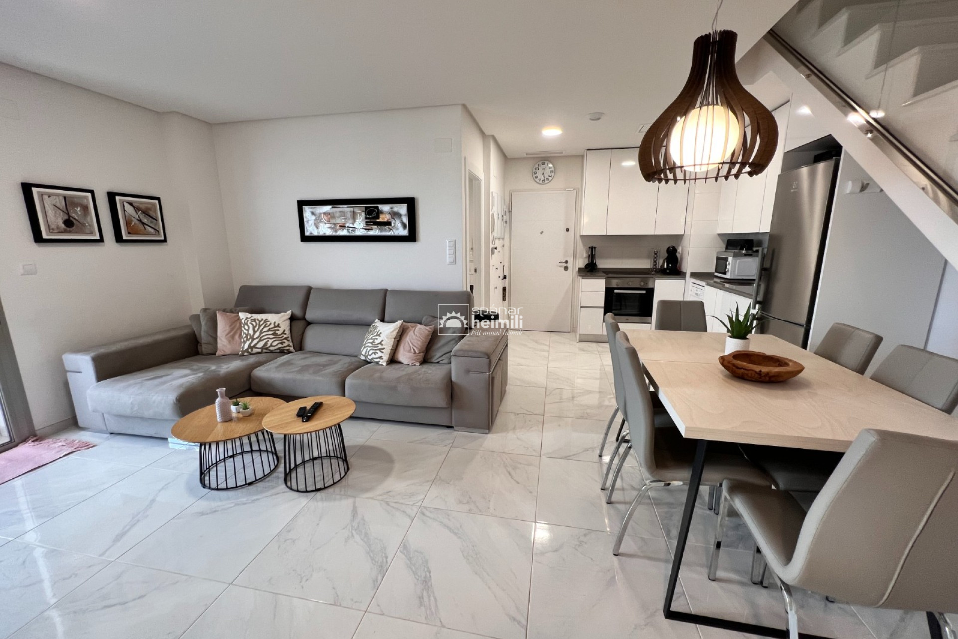 Endursala - Íbúð í fjölbýli -
Villamartin