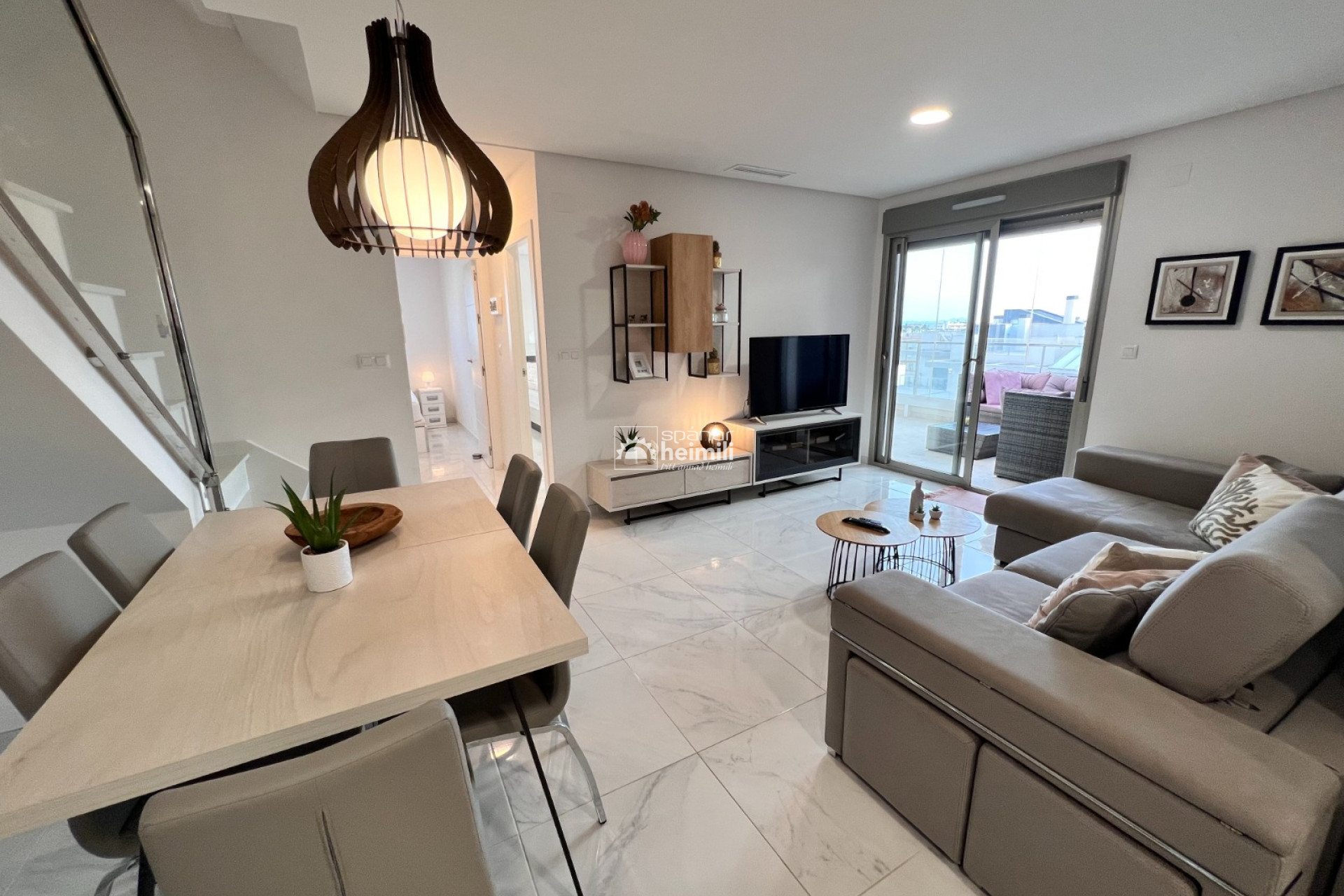 Endursala - Íbúð í fjölbýli -
Villamartin