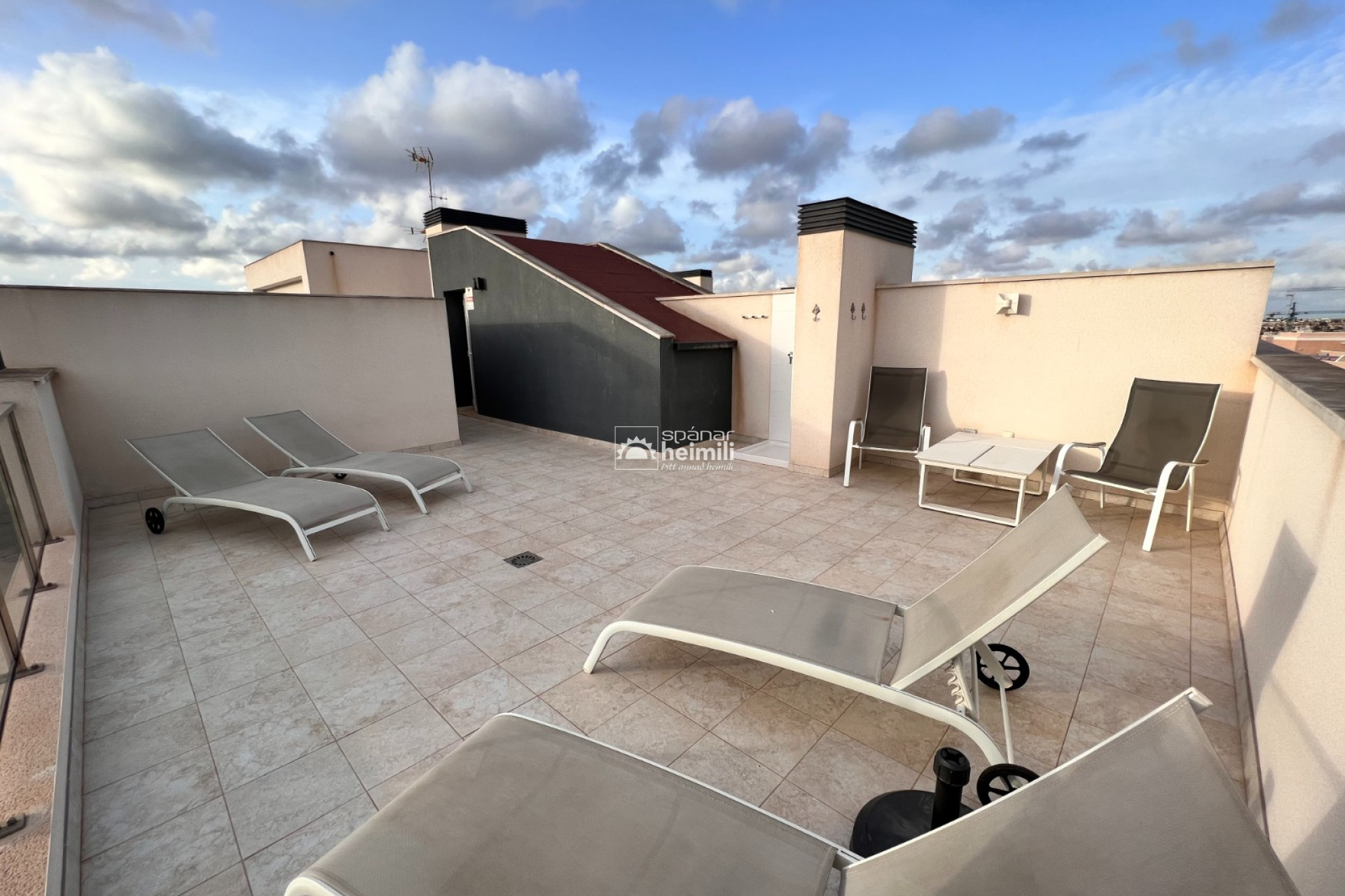 Endursala - Íbúð í fjölbýli -
Villamartin