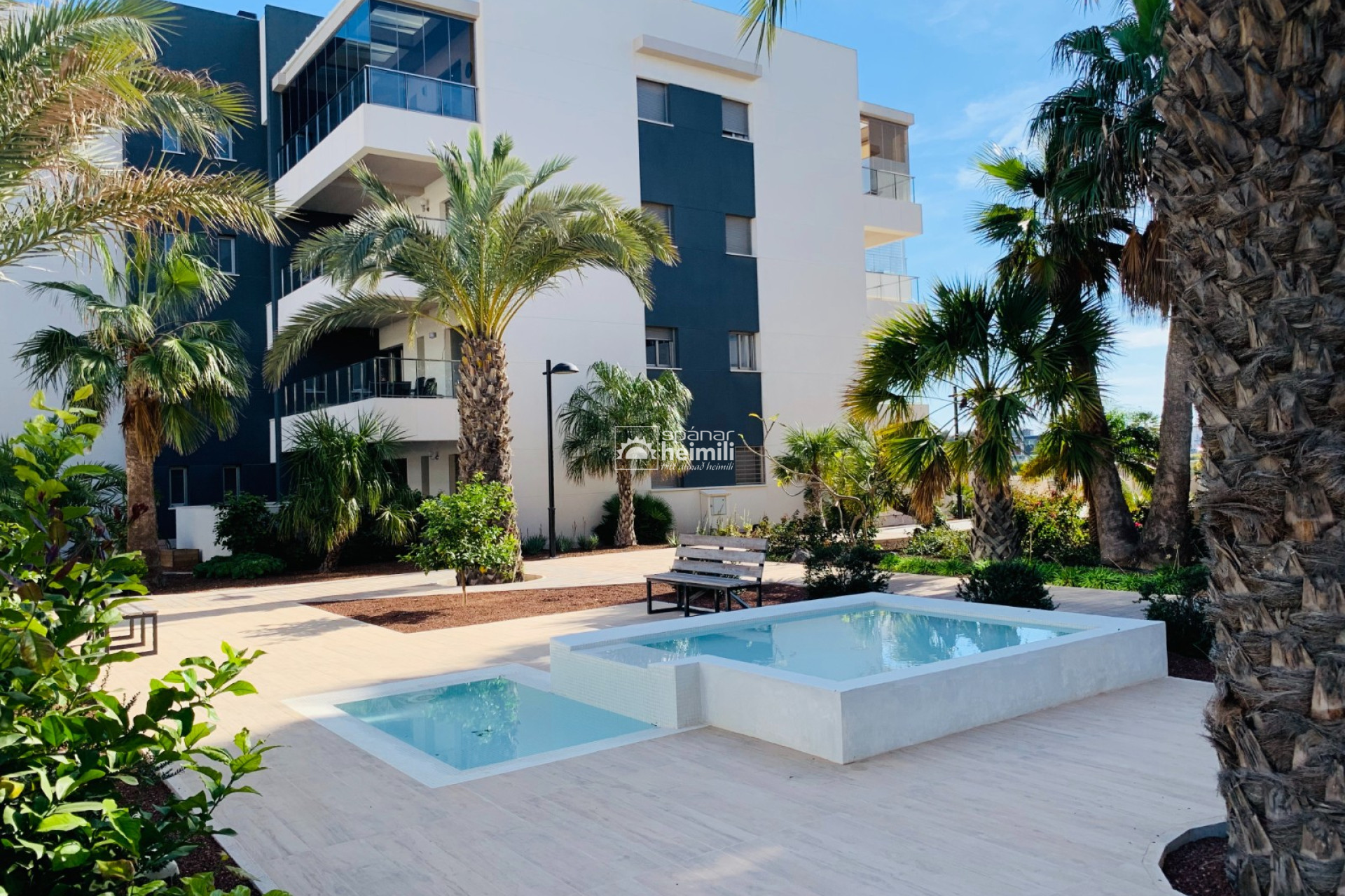 Endursala - Íbúð í fjölbýli -
Villamartin