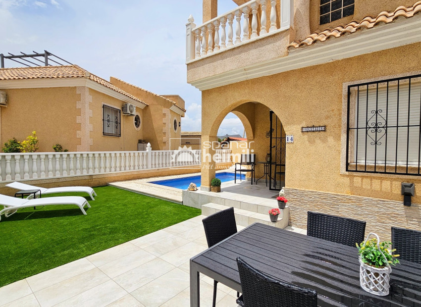 Endursala - Parhús  -
Playa flamenca