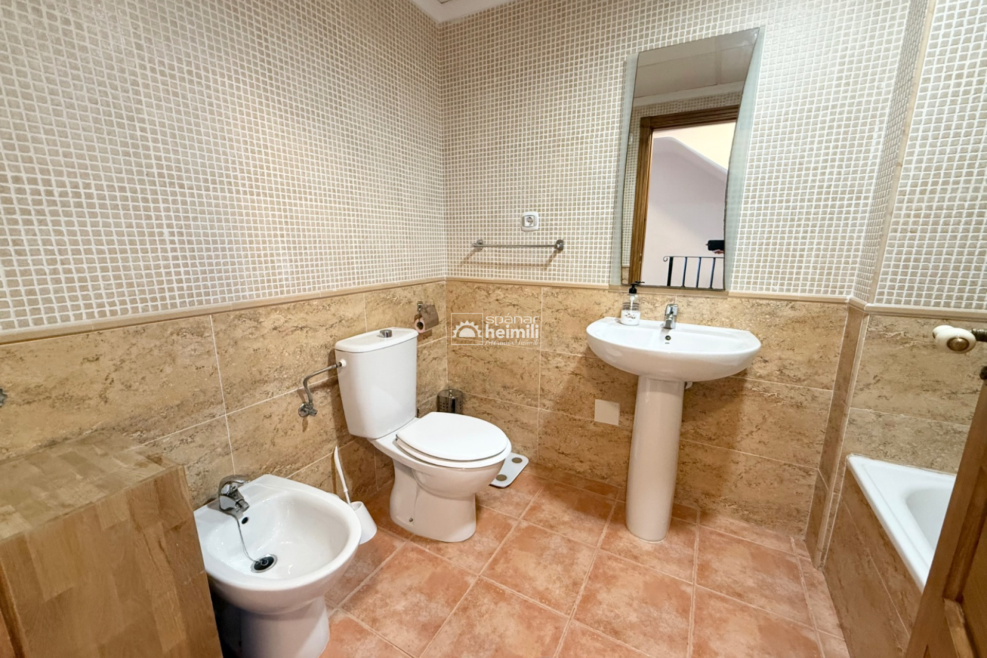 Endursala - Raðhús -
Cabo Roig