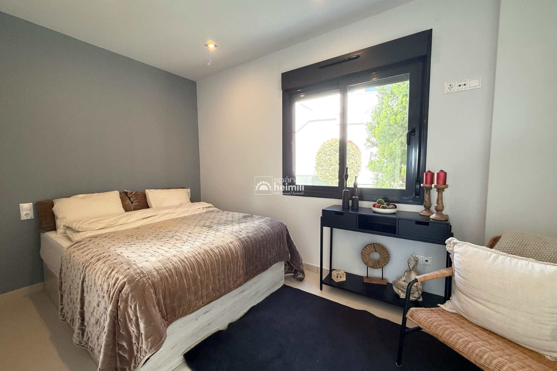 Endursala - Raðhús -
Cabo Roig