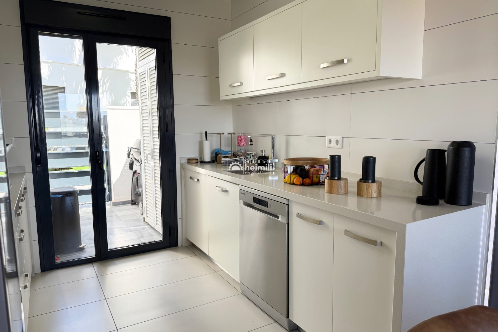 Endursala - Raðhús -
Cabo Roig