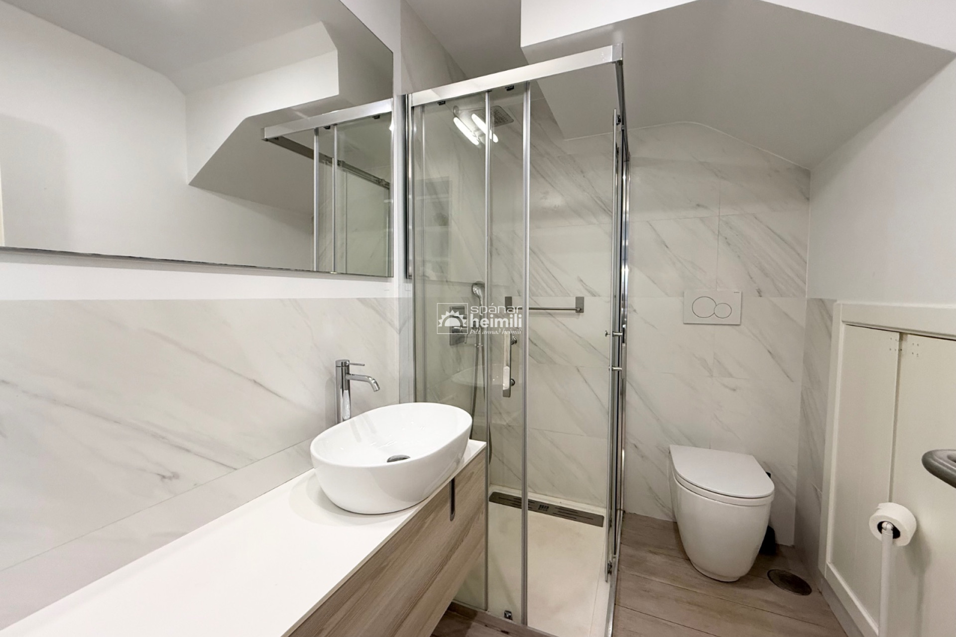 Endursala -  -
Villamartin