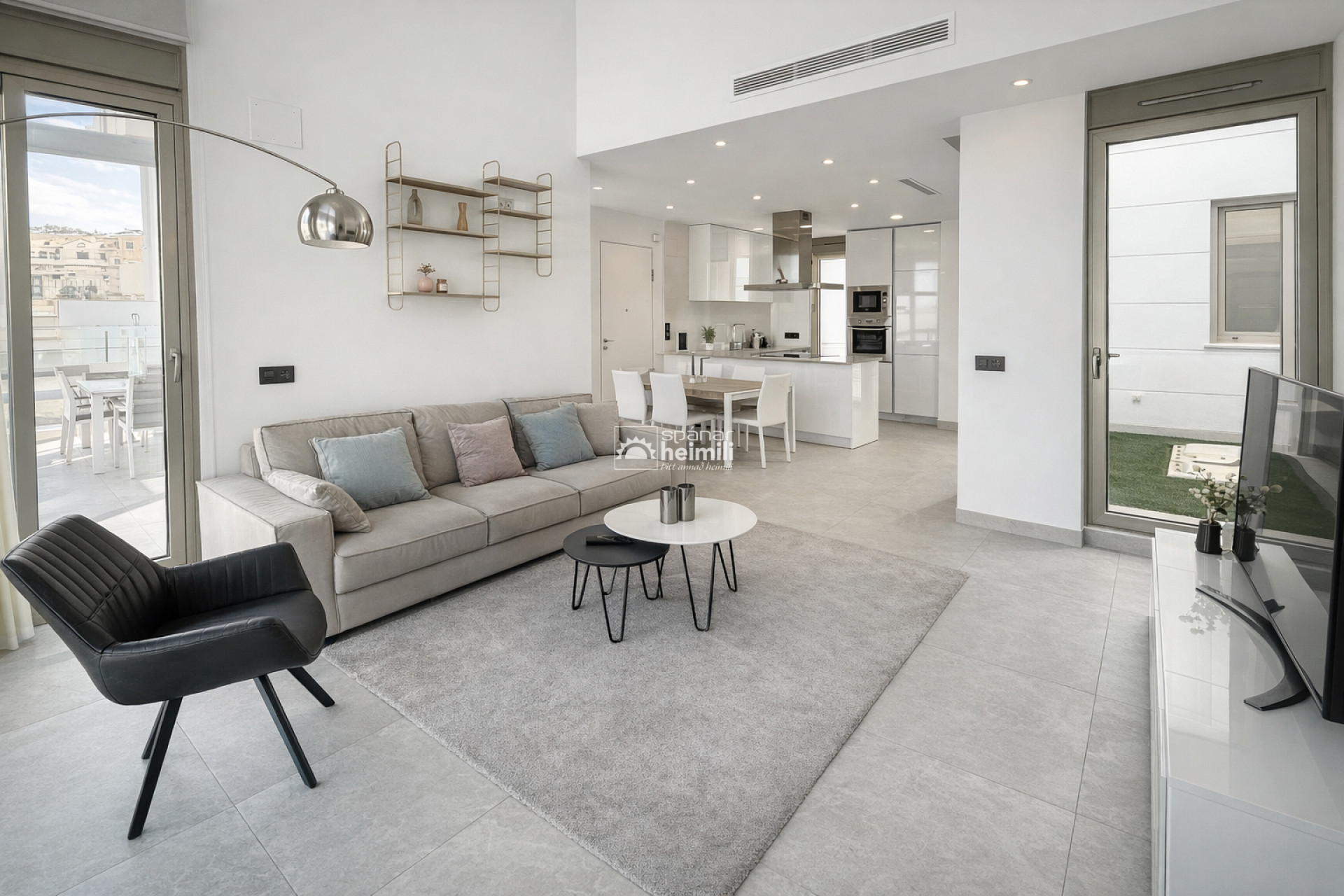 Endursala -  -
Villamartin